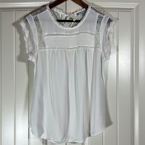 Danielrainn White lace Top - Women’s L